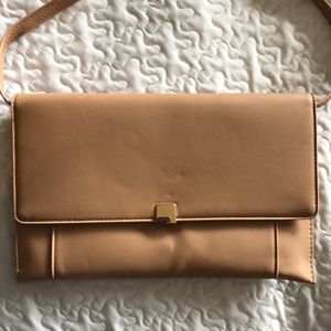 Simple Nude (vegan) Leather Clutch with strap